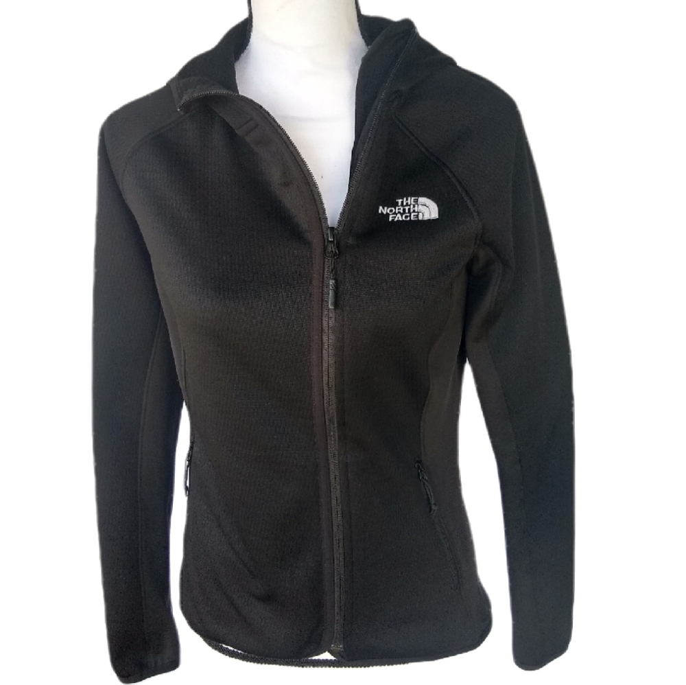 2/$30 Adorable& flattering black The North Face zip up hoodie/light jacket.